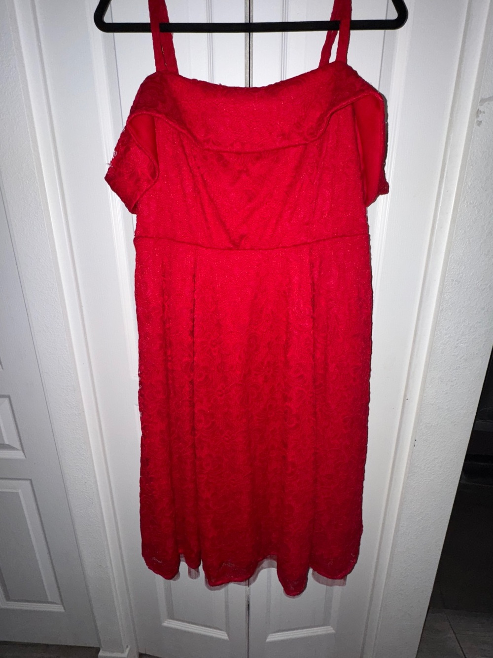 NWOT Sz 16 TORRID Red Off-Shoulder Lace Midi Dress with Pockets
